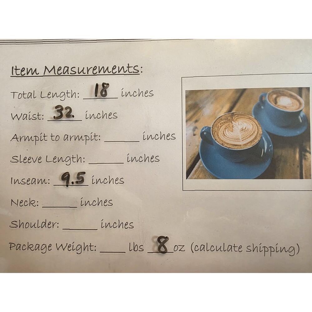 NWT 10P Women's Green Bermuda Shorts w/Pockets St. John's Bay MSRP $32 - Picture 2 of 9